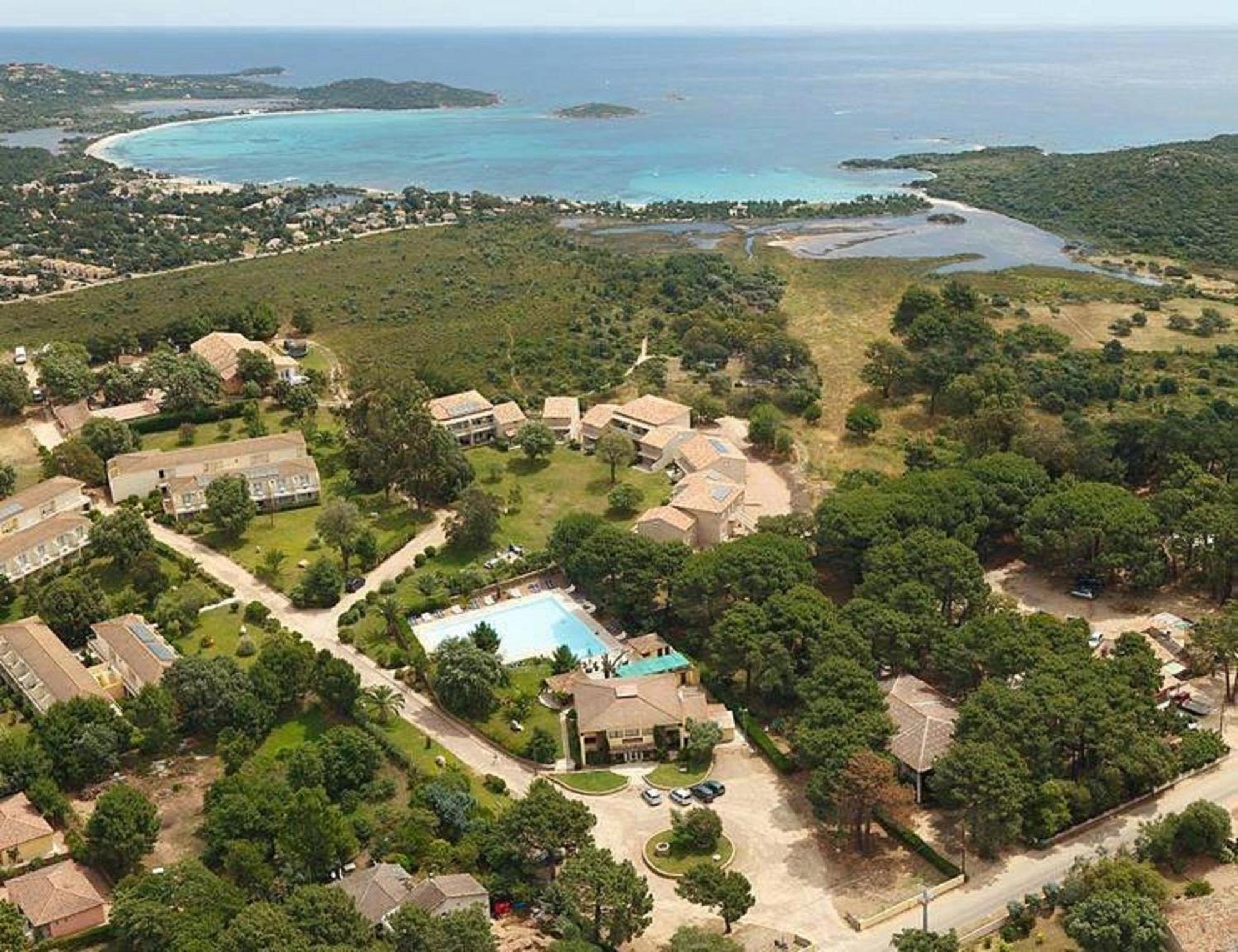 Fiori Di Cala Rossa Residence Hoteliere Lecci Eksteriør billede