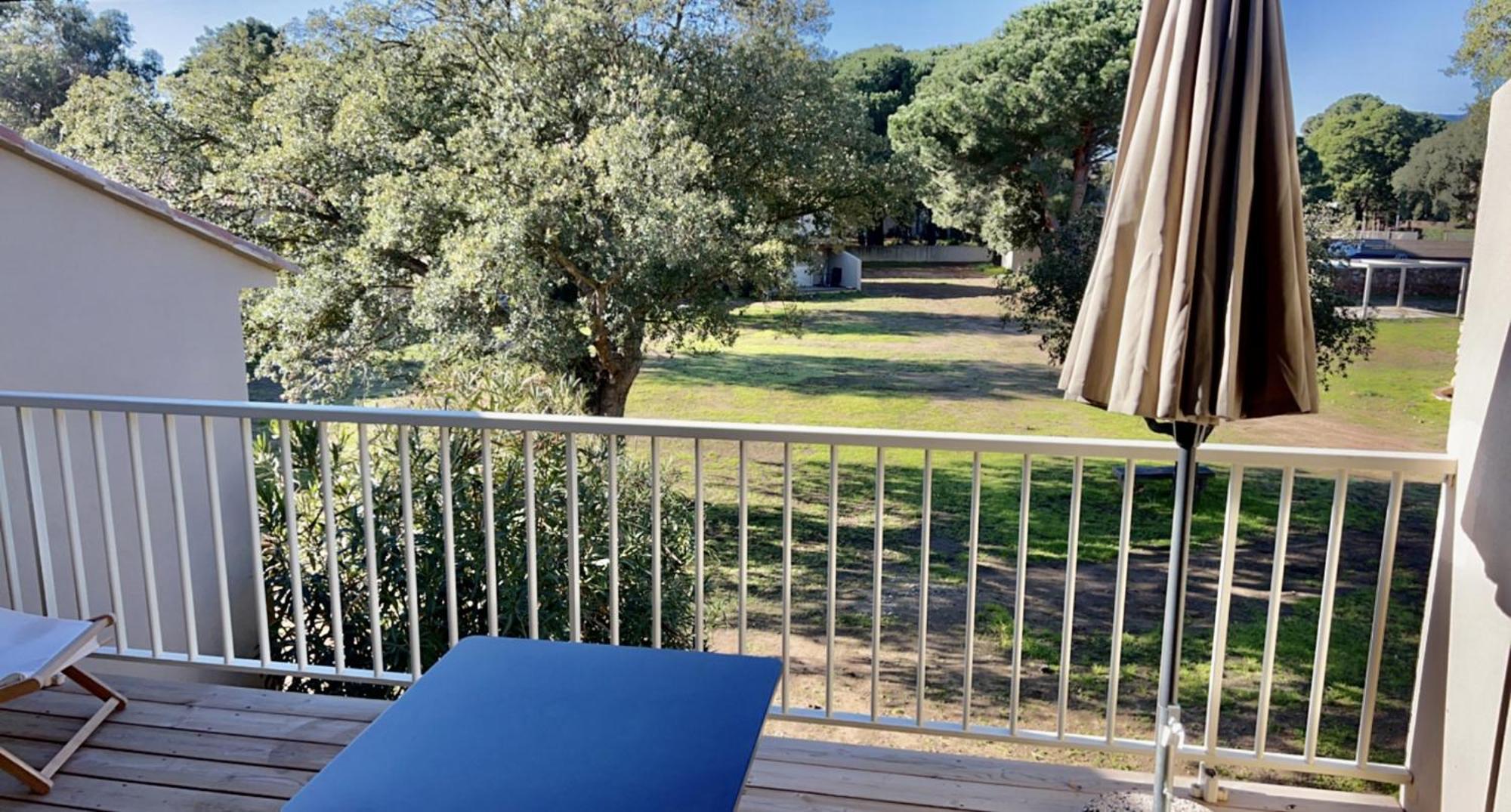 Fiori Di Cala Rossa Residence Hoteliere Lecci Eksteriør billede