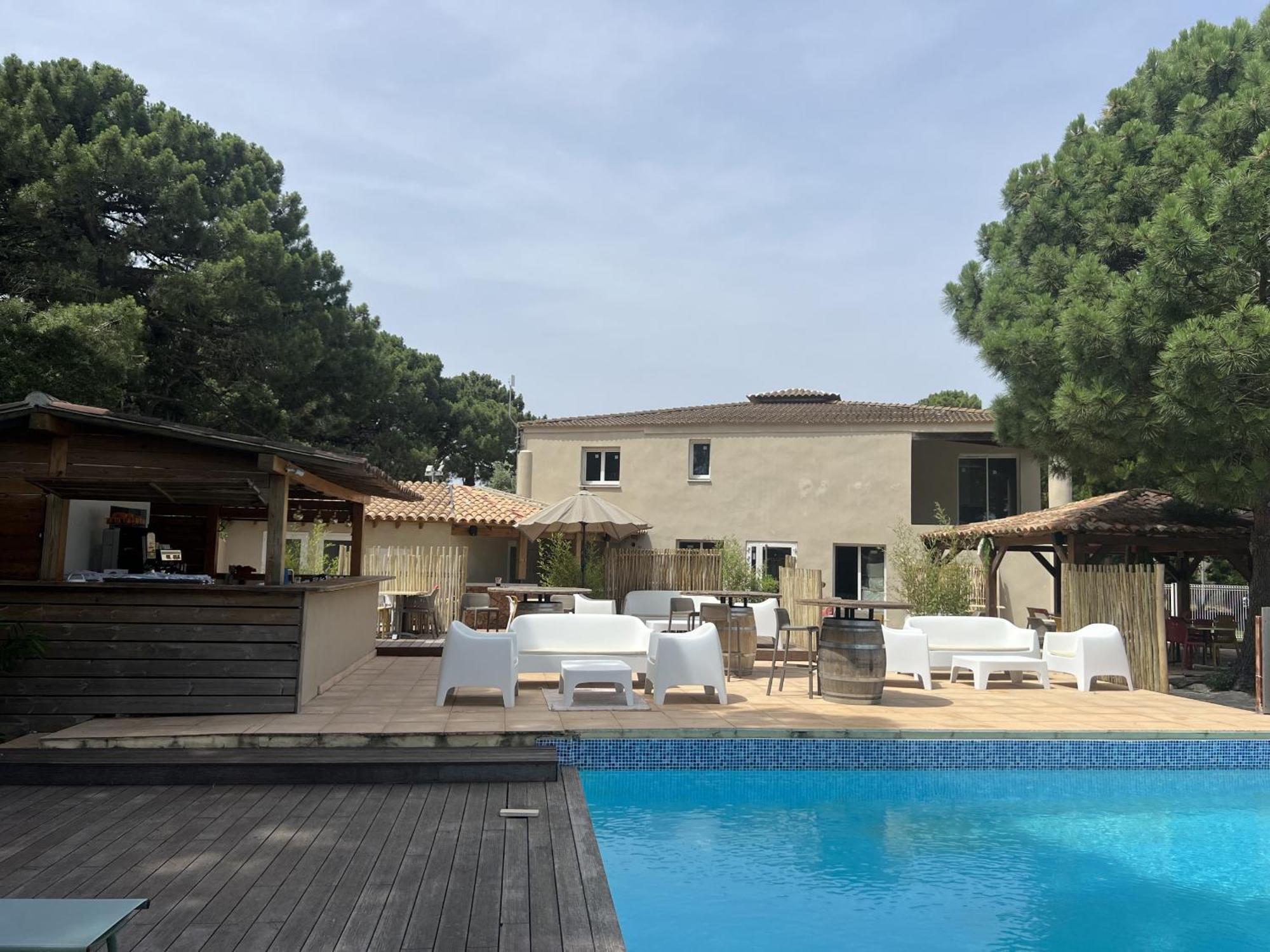Fiori Di Cala Rossa Residence Hoteliere Lecci Eksteriør billede
