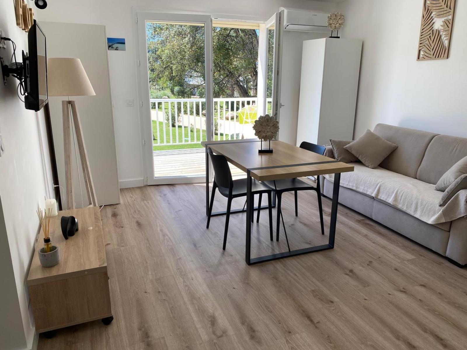 Fiori Di Cala Rossa Residence Hoteliere Lecci Eksteriør billede