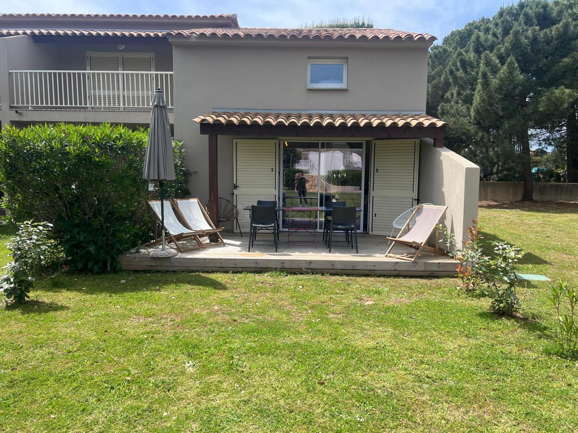 Fiori Di Cala Rossa Residence Hoteliere Lecci Eksteriør billede