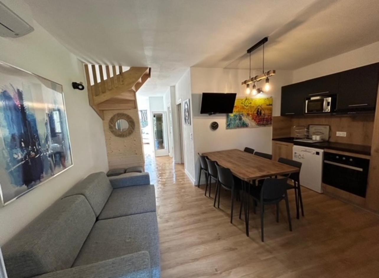 Fiori Di Cala Rossa Residence Hoteliere Lecci Eksteriør billede