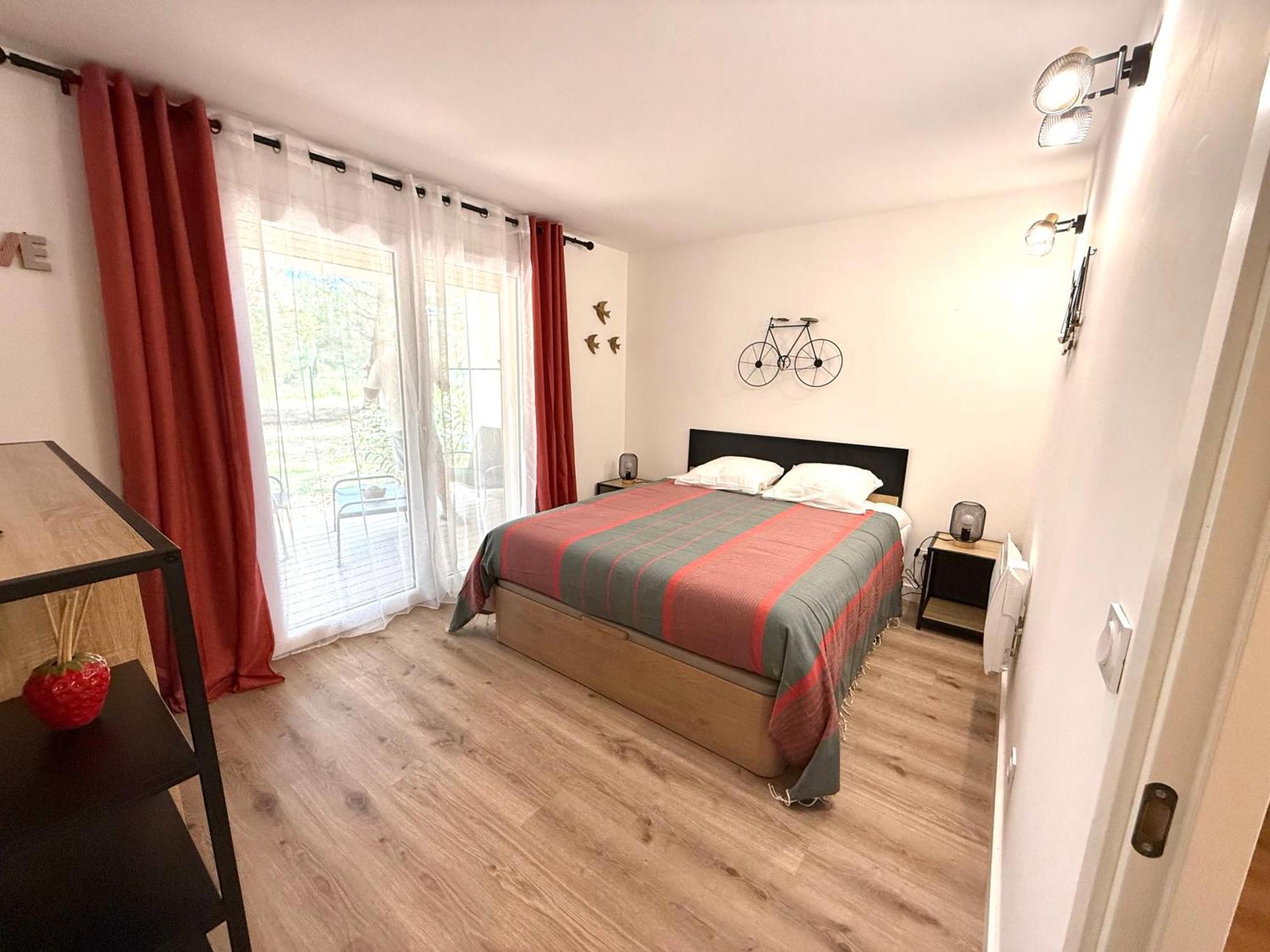 Fiori Di Cala Rossa Residence Hoteliere Lecci Eksteriør billede